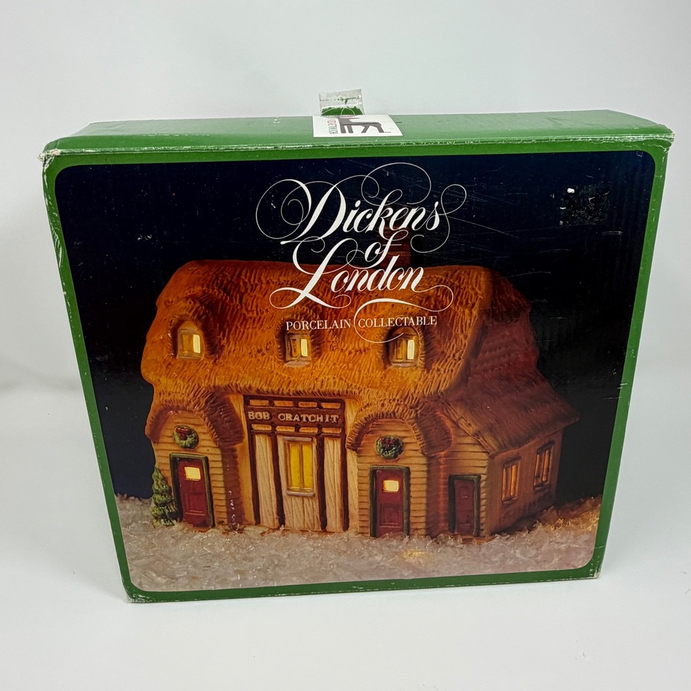 Dickens of London Bob Cratchit House Porcelain Collectible Illuminated 1991